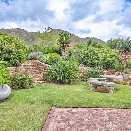 Apricot Gardens Guesthouse Gordonʼs Bay Exterior foto